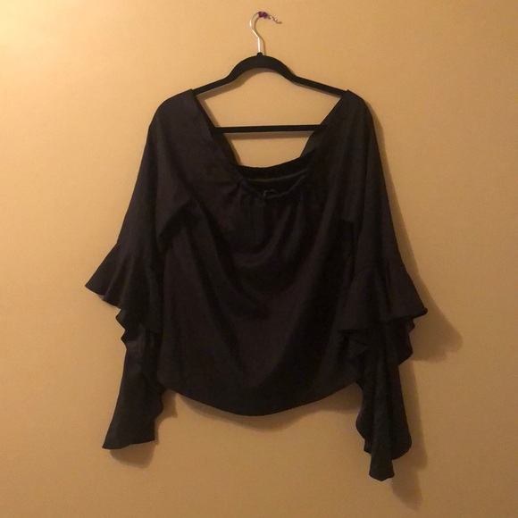 Black off-the shoulder blouse - Picture 2 of 4